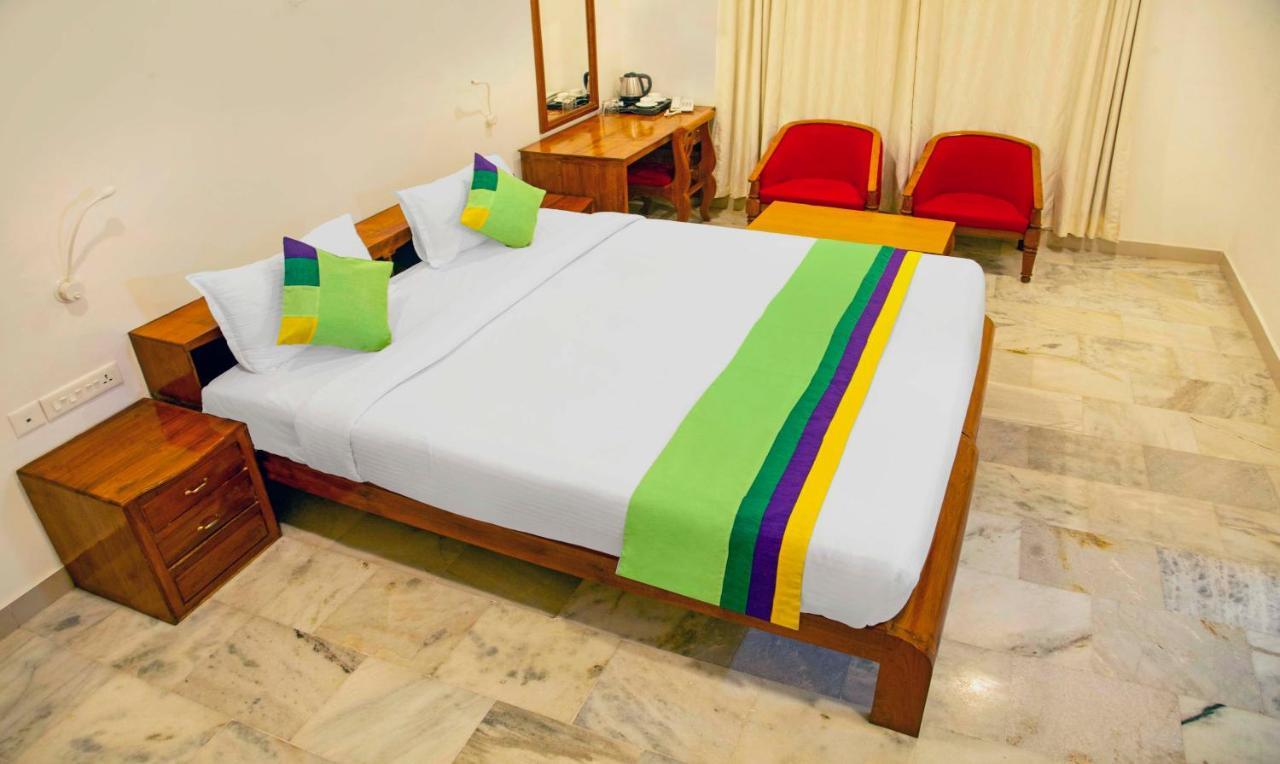 Hotel Treebo Kumily Gate Thekkady, Periyar National Park Esterno foto