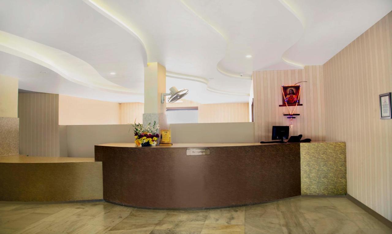 Hotel Treebo Kumily Gate Thekkady, Periyar National Park Esterno foto