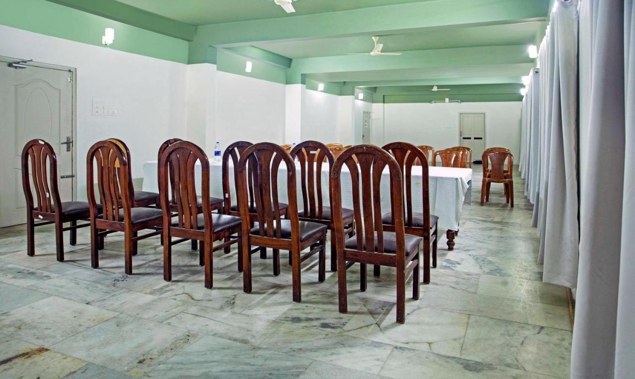 Hotel Treebo Kumily Gate Thekkady, Periyar National Park Esterno foto